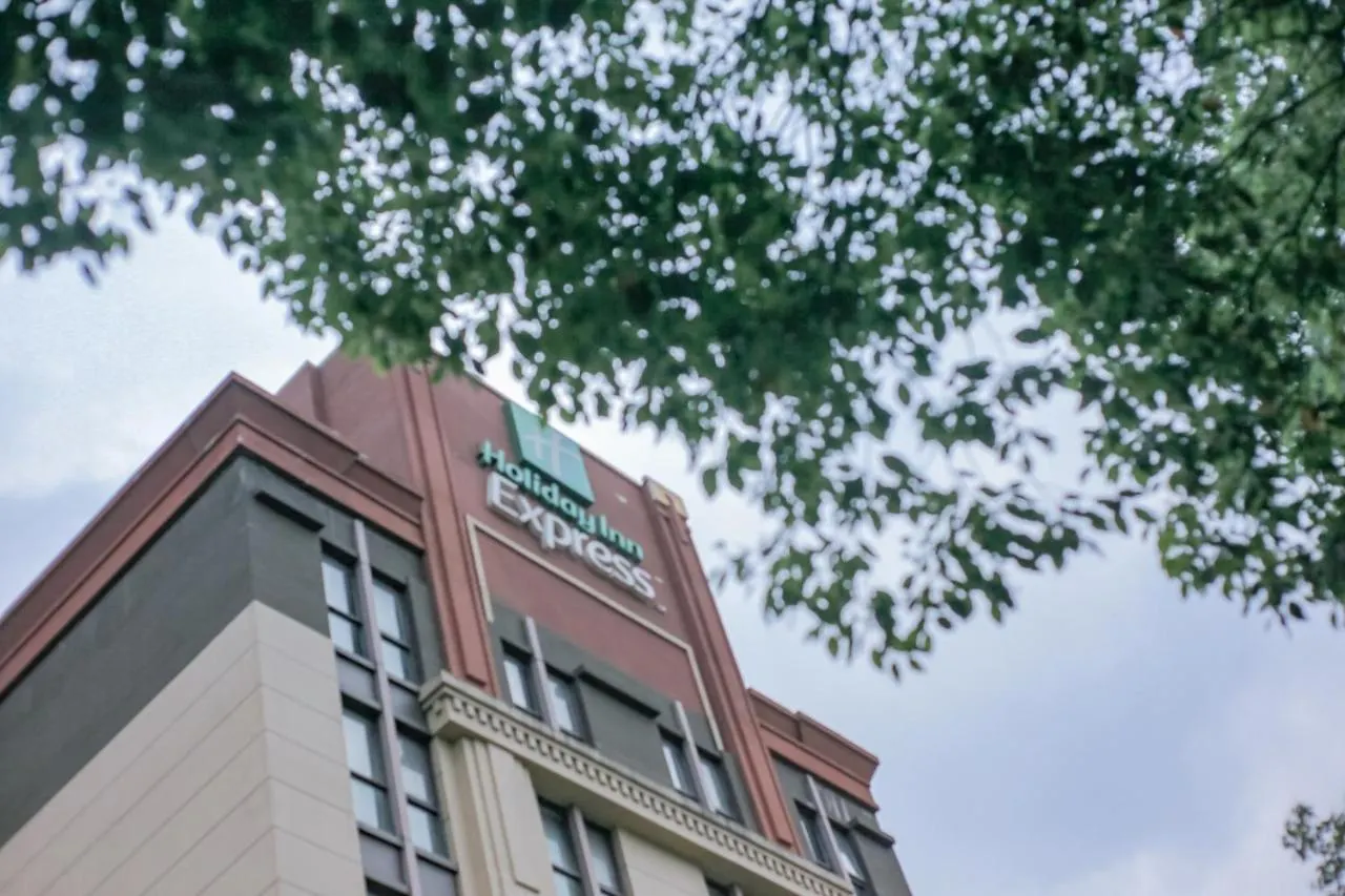 Hotel Holiday Inn Express Shanghai Putuo By Ihg